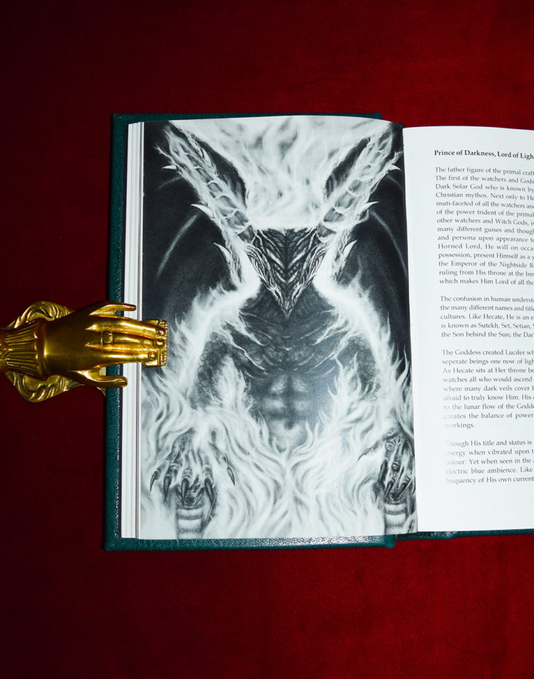 QUEEN OF HELL by Mark Alan Smith - Deluxe Leather Bound NIGHT WINGS Edition Housed in a Custom Traycase all copies, Signed, Inscribed and Sigilized - Image 3