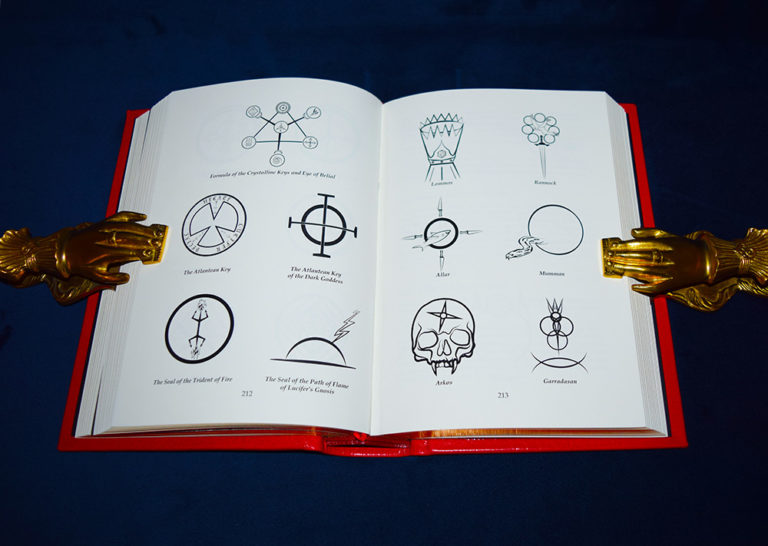 THE ALTAR OF SACRIFICE by Mark Alan Smith - Signed and Sigilized Deluxe Leather Bound and Traycased QUEEN OF BLOOD FLAME EDITION - Image 8