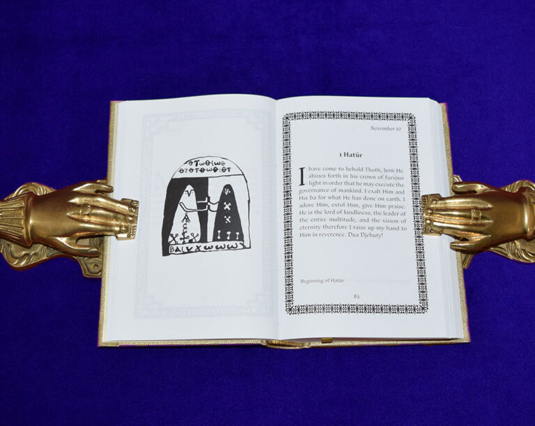 THE LITANIES OF THOTH - Limited Edition Hardcover - Image 3