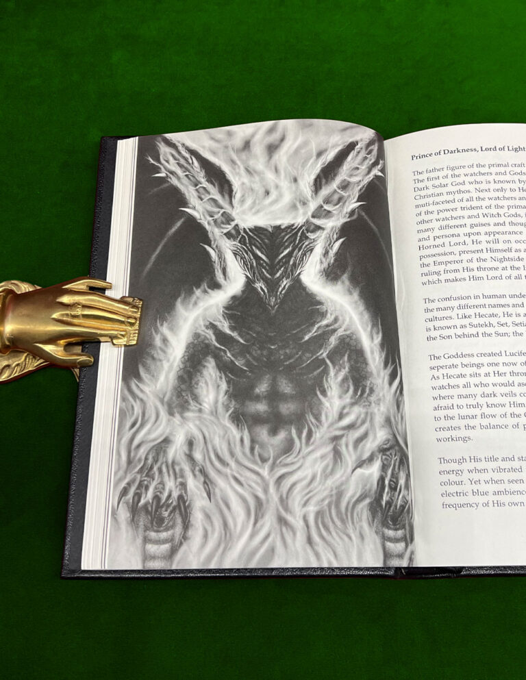 QUEEN OF HELL by Mark Alan Smith (Deluxe Leather Bound Trident Edition in Custom Slipcase) - Image 2