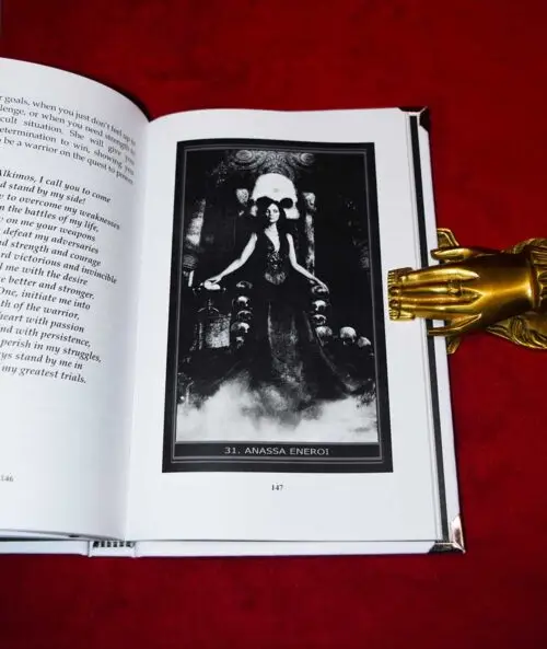 THE ORACLE OF HECATE by Asenath Mason - Limited Edition Hardcover with Oracle Deck - Image 3